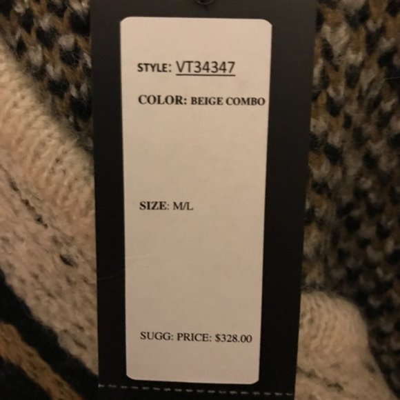 Vertigo Poncho - Picture 2 of 3